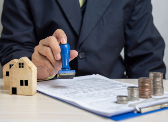Debt Advice Guy - advice on mis-sold loans, PCP car finance, mortgages, pensions, investments and credit cards images.